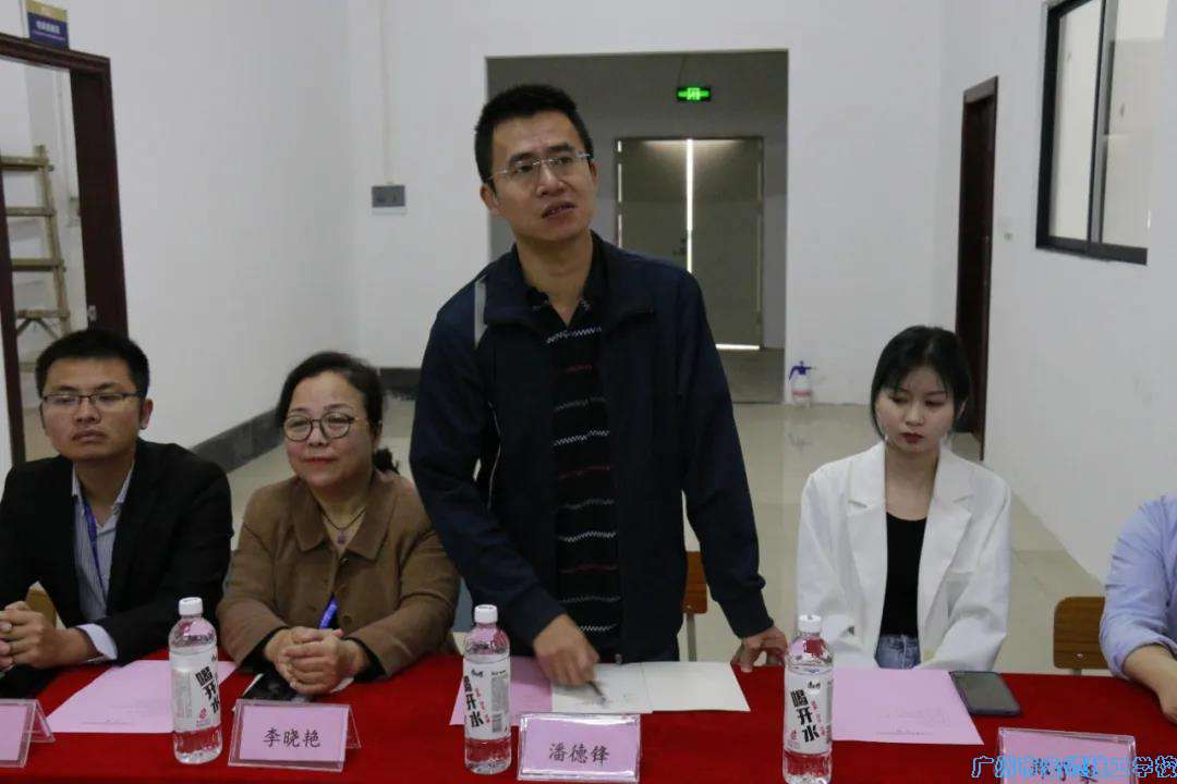A4.jpg